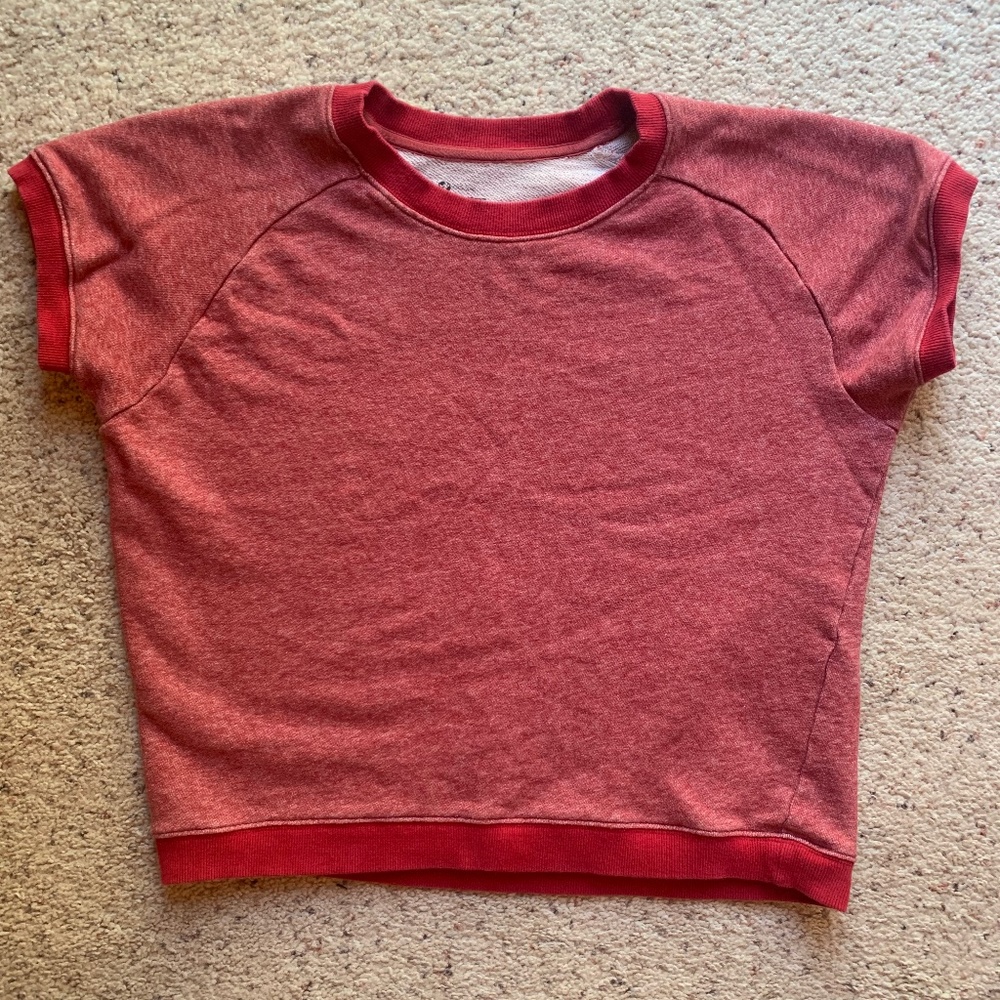 Oiselle Sweatshirt: short sleeve crop: S/M